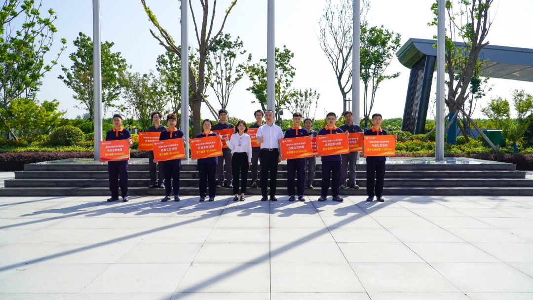 747c657cdf00076b394cfefd8771a2fc.jpg 747c657cdf00076b394cfefd8771a2fc.jpg