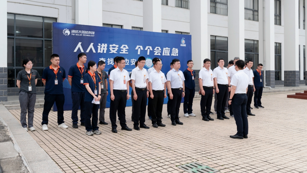 de7e9d6f6fd24d039d81b6b9bb8d9494.jpg de7e9d6f6fd24d039d81b6b9bb8d9494.jpg